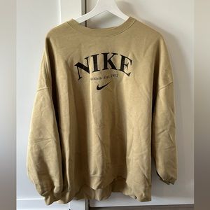 Nike beige crewneck